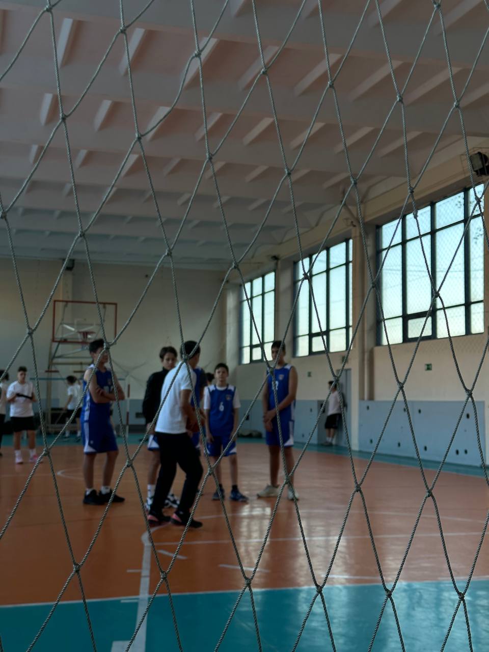 15 ноября МШЛ «Достар» принимала у себя в гостях команды учащихся 7-8 классов четырёх школ Алмалинского района в рамках проведения Чемпионата района по баскетболу